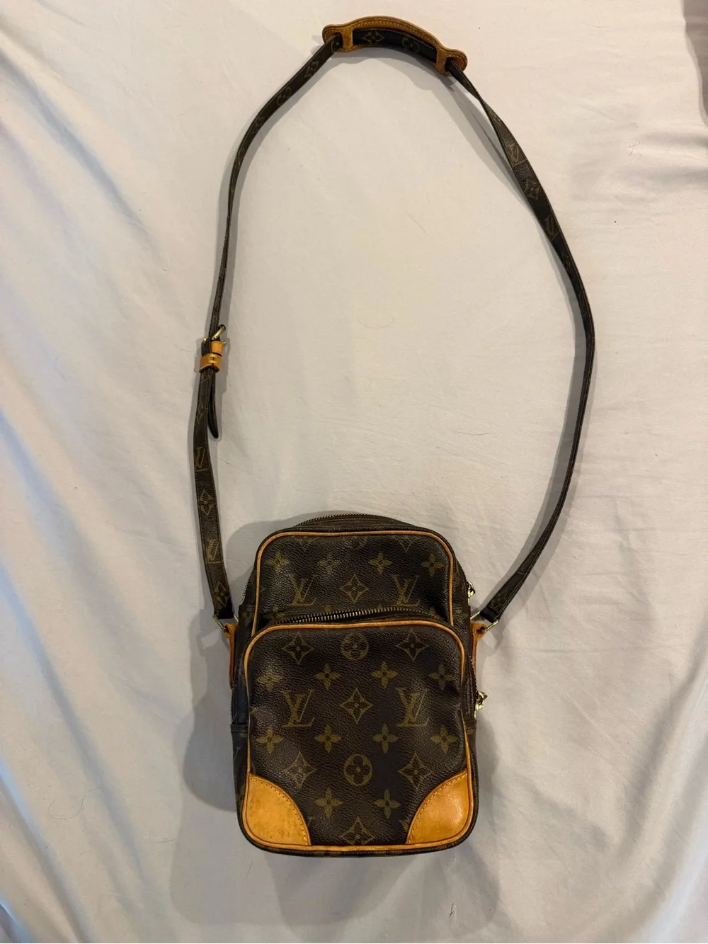 Louis Vuitton Brown Monogram Crossbody Bag - Amazon’s